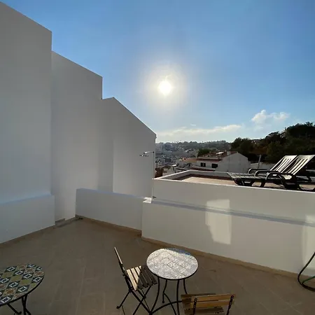 Pensión Room In House - Vibrant Stay In Old Town Albufeira