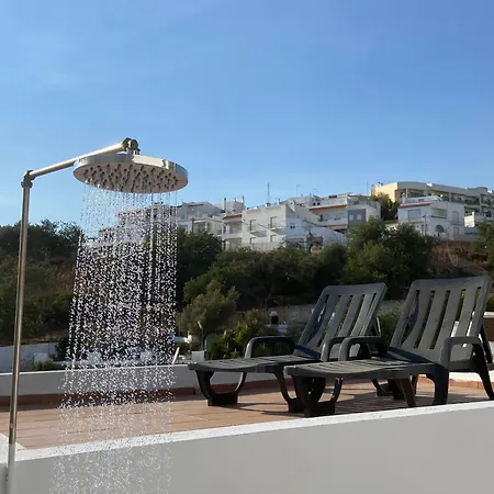 Room In House - Vibrant Stay In Old Town Albufeira